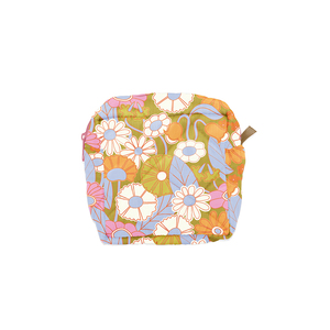 Bolsa de Maquillaje Pequeña Acolchada de Poliéster Ecológica en Oferta, Botellas de Agua Recicladas, Bolsa Moderna Acolchada con Flores - Product Image 4