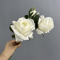 Künstliche Seidenrose mit 3 Köpfen, Naturgetreue Große Blume für Innenräume, Heimdekoration, Hochzeit und Abschlussfeier