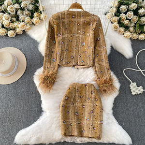 Luxuriöses Damen 2-Teiliges Set Perlenbesetzte Kunstpelz-Ärmel Jacke Pailletten-Rock Set Elegantes Blendendes Jugendliches Party-Outfit - Product Image 6