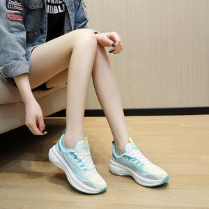 รองเท้าผ้าใบแฟชั่นลำลองสำหรับผู้หญิงรุ่นปี 2026 ขายส่ง รองเท้ากีฬาวิ่งกลางแจ้ง รองเท้าสไตล์เดินแบบใหม่ - Product Image 4