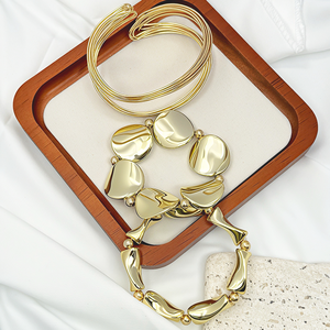 여성용 골드 컬러 디자이너 오픈 뱅글 세트 와이드 청키 팔찌 패션 스테이트먼트 기하학적 뱅글 쥬얼리 발렌타인데이 선물 - Product Image 2