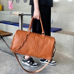 2024 yeni ürünler tasarımcı lüks hafta sonu seyahat çantası seyahat çantası spor su geçirmez omuz çantaları - Product Image 4