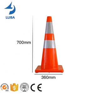 Cono di gomma per la sicurezza stradale usato riflettente nero con Base in gomma da 700mm - Product Image 3