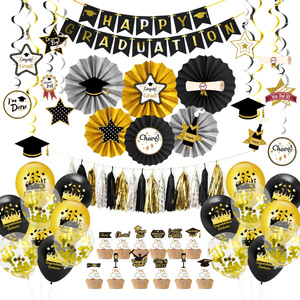 Ballons de lettres à paillettes noirs et or pour la saison des diplômes, pour féliciter les diplômés et les fêtes de remise de diplômes - Product Image 4