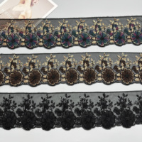 Vente en gros de dentelle brodée florale à paillettes et perles pour Abaya, Kartaf et vêtements modestes malaisiens, décoration de robes