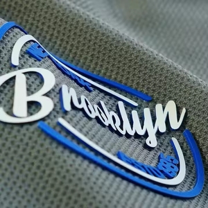 Tùy Chỉnh Dập Nổi 3D Silicone Logo Truyền Nhiệt Nhãn Desgin Tần Số Cao Tpu Báo Chí Nóng Nhãn Cho Hàng May Mặc - Product Image 4