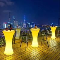 Ensemble de table de bar moderne en plastique de qualité commerciale avec éclairage LED, table haute à changement de couleur avec tabourets de bar pour événements et repas