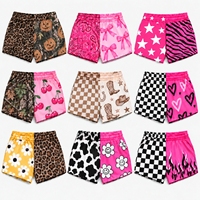 Shorts pour filles à imprimé léopard personnalisé, taille élastique, motif à carreaux et cœurs, imprimé cerise et léopard pour femmes