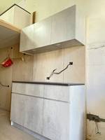 Armoire de rangement de bureau en bois massif grande capacité avec porte coulissante, organiseur de dossiers, design contemporain, usage commercial