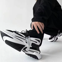 2025 yeni moda özel Logo Athleisure lüks tasarımcı Unisex Sneakers erkekler için uzay gemisi tıknaz rahat ayakkabılar