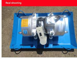 Vibrateur à béton électrique externe commercial de petite taille avec plaque compacteuse - Product Image 2