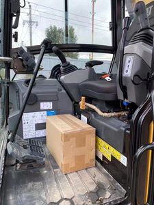 Excavadora de orugas japonesa usada Kubota CAT Engine 2ton Mini Digger Cumple con EPA Excavadoras de segunda mano Componentes de motor de núcleo - Product Image 4