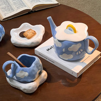 Tasses à café en céramique créatives faites à la main, irrégulières, motif ciel bleu, avec soucoupes, vente en gros