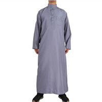 Kurta Raya décontractée pour homme en polyester, motif drapeau national, style Jubba, avec broderies miroir, inspirée des tenues africaines, marocaines, omanaises et arabes, de la marque Black Shafik.