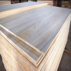 Venta Directa <span class=keywords><strong>de</strong></span> Fábrica, Tablero <span class=keywords><strong>de</strong></span> <span class=keywords><strong>Madera</strong></span> <span class=keywords><strong>de</strong></span> <span class=keywords><strong>Paulownia</strong></span> con Cantos Encolados, Paneles <span class=keywords><strong>de</strong></span> <span class=keywords><strong>Madera</strong></span> <span class=keywords><strong>de</strong></span> <span class=keywords><strong>Paulownia</strong></span> Sólida Personalizados - Product Image 1