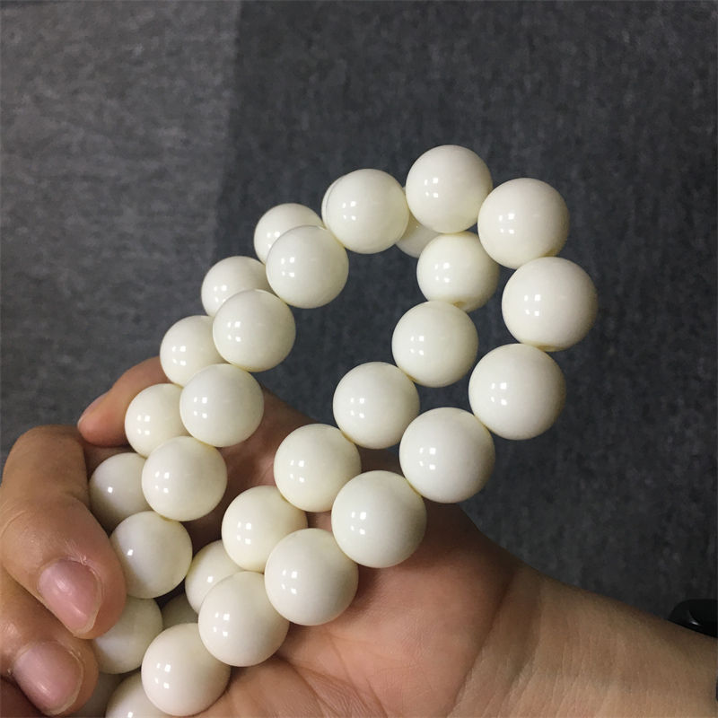 Patch Beige + Attache