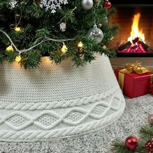 Ornements de Noël et jupe de sapin de Noël tricotée blanche pour la décoration de la maison en période des fêtes - Product Image 1