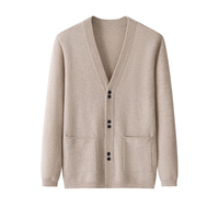 Cardigan Homme Col V Léger Boutonné Coupe Ajustée avec Poches en Tissu Tricoté Doux, Collection Automne Hiver 2026, Veste Légère