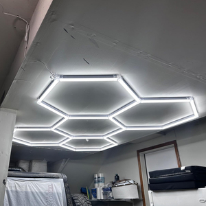 Luce esagonale 2024 alta leggerezza luce led plafoniera per garage alta luce moderna su misura SUEZ - Product Image 2