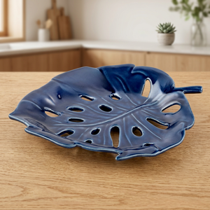 Plato de Cerámica con Diseño de Hoja, Azul, 450 mm de Diámetro, Diseño Moderno, Reutilizable, Decoración de Mesa - Product Image 1