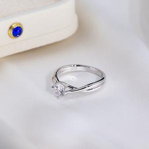 Anillo de Diamantes Messi Jewelry MSR-1754 de Oro de 18K con Dos Filas de Diamantes Redondos, Anillo de Compromiso con Diamantes Cultivados en Laboratorio - Product Image 3