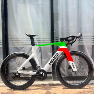 Bicicleta de <span class=keywords><strong>Carretera</strong></span> KOZO Shi Mano <span class=keywords><strong>105</strong></span> OEM de Fibra de Carbono Aero Hardtail de 7.9 KG, 700C, con Frenos de Disco Hidráulicos y Ruedas Ligeras de Competición - Product Image 1