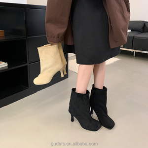 Nouvelles Bottines à Talon Haut Élégantes et Simples à Bout Rond Style Européen et Américain Automne 2025 – Couleur Unie Polyvalente - Product Image 2
