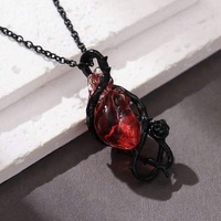 Collier de couple en gros au design audacieux, motif épines, vigne, fleurs et cœur