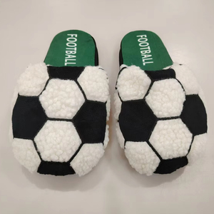 Pantoufles de basket-ball de sport en mousse à mémoire de forme de dessin animé drôle unisexe à bout fermé pantoufles d'intérieur en fourrure polaire pour femmes - Product Image 1