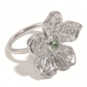 Anillo de Flor de Acero Inoxidable Chapado en Oro de 18k para Mujer, Joyería Floral Moderna, Certificado NGTC, Elástico, Duradero - Product Image 5