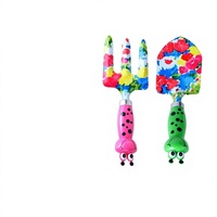 Set di attrezzi da giardinaggio per bambini in acciaio inossidabile, mini vanga e rastrello colorati in due pezzi per bambini, per la spiaggia e la piantumazione di fiori
