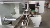 Nouvelle machine d'emballage thermorétractable légumes/fruits/noix de coco feuille de papier alimentaire chimique boisson vêtements marchandise moteur PLC