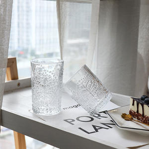 Vaso Highball Transparente Minimalista Decorativo Estilo Antiguo con Relieve para Vino - Product Image 2