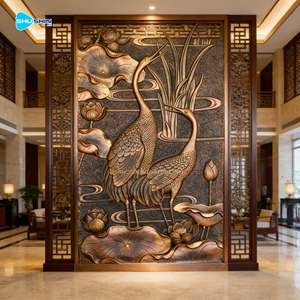 منحوتة حائط برونزية كبيرة مخصصة على شكل حيوانات، ديكور نحتي لغزال وحصان ونمر وطائر الكركي - Product Image 3