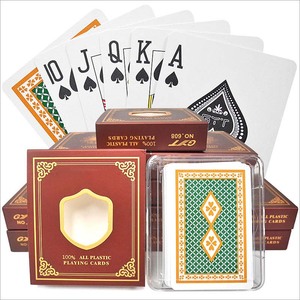 Cartes à jouer en plastique durables les plus vendues avec boîte cadeau personnalisée et logo <span class=keywords><strong>pour</strong></span> usage familial - Product Image 2