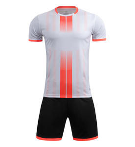 Maillots d'équipe personnalisés de vêtements de sport de football pour hommes et femmes Impression par sublimation personnalisée Nom de l'équipe de club vierge Service OEM disponible - Product Image 2