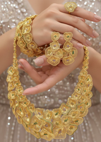 Ensemble de bijoux Z H Jewelry 4 pièces en cuivre plaqué or 24 carats avec zircon, cadeau de mariage et de fiançailles pour femmes : collier, boucles d'oreilles, bague, bracelet