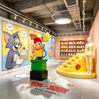 Grande sculpture au sol personnalisée en fibre de verre sculptée, motif personnage de dessin animé pop printanier, avec ballon imprimé, pour affichage en centre commercial, vitrine et magasin de détail