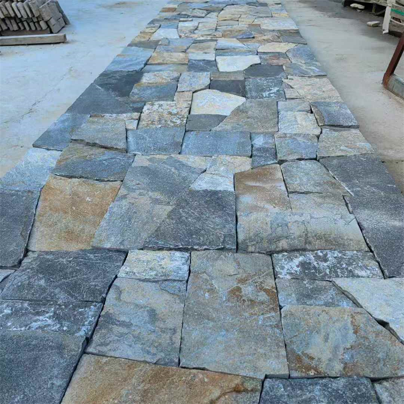 Grigio ciano ruggine