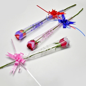 Ramo de rosas de lunares, bolsa de embalaje Opp, envoltura de flores impermeable, venta al por mayor - Product Image 4