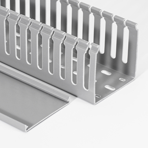 Conduit de câblage fendu par PVC gris avec la fente ouverte perforée pour la goulotte industrielle de câble de PVC de système d'armoire de panneau de commande - Product Image 2