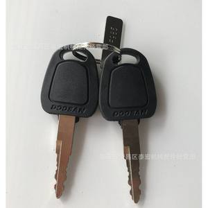 Doosan F985 Ignition <b>Key</b> D100 Plastic <b>Blank</b> <b>Key</b> For Starter And Power Switch - Product Image 1