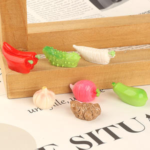 Mini bricolage nature légumes fruits lueur dans mixte conçu résine artisanat porte-clés résine accessoires résine breloques pour la décoration - Product Image 4