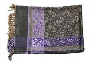 Étole en viscose tissée pour femme, douce et drapée, idéale pour les soirées, les mariages et les tenues de fête - Product Image 6