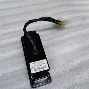 แผงควบคุมเครื่องปรับอากาศรถบรรทุก 24V แบบแยกส่วน ประสิทธิภาพดี อะไหล่รถบัสสำหรับรถบัสยูทง - Product Image 5