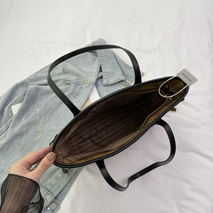 ผลิตในประเทศจีน สินค้าขายส่ง กระเป๋าถือสตรีทำจากวัสดุ PU ความจุขนาดใหญ่ พร้อมสายสะพายไหล่ 2848 - Product Image 2