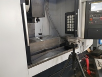 Vente chaude NC Précision 5 Axes VMC1160 Heavy Duty 5 Axes Multifonctionnel Métal Coupe Unique Vertical CNC Fraiseuse