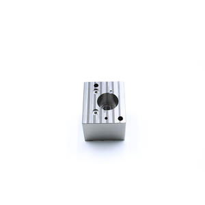 Servizi di Lavorazione CNC di Precisione per Blocchi Metallici in Acciaio Inossidabile 316, Prototipazione OEM - Product Image 5