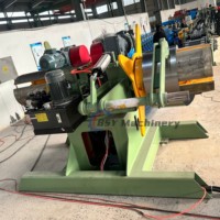 Machine de formage de poutres en C à grande vitesse avec cisaille volante pour la production de poutres en C en acier
