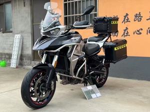 Moto tout-terrain QJMotor SRT750 754cc ADV - Suspension KYB et freinage ABS, idéale pour les voyages et les aventures hors route - Product Image 5